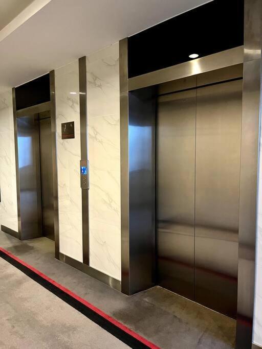 קואלה לומפור #23 Kl Towel View Twin Bed Suites @ Infinity Pool מראה חיצוני תמונה